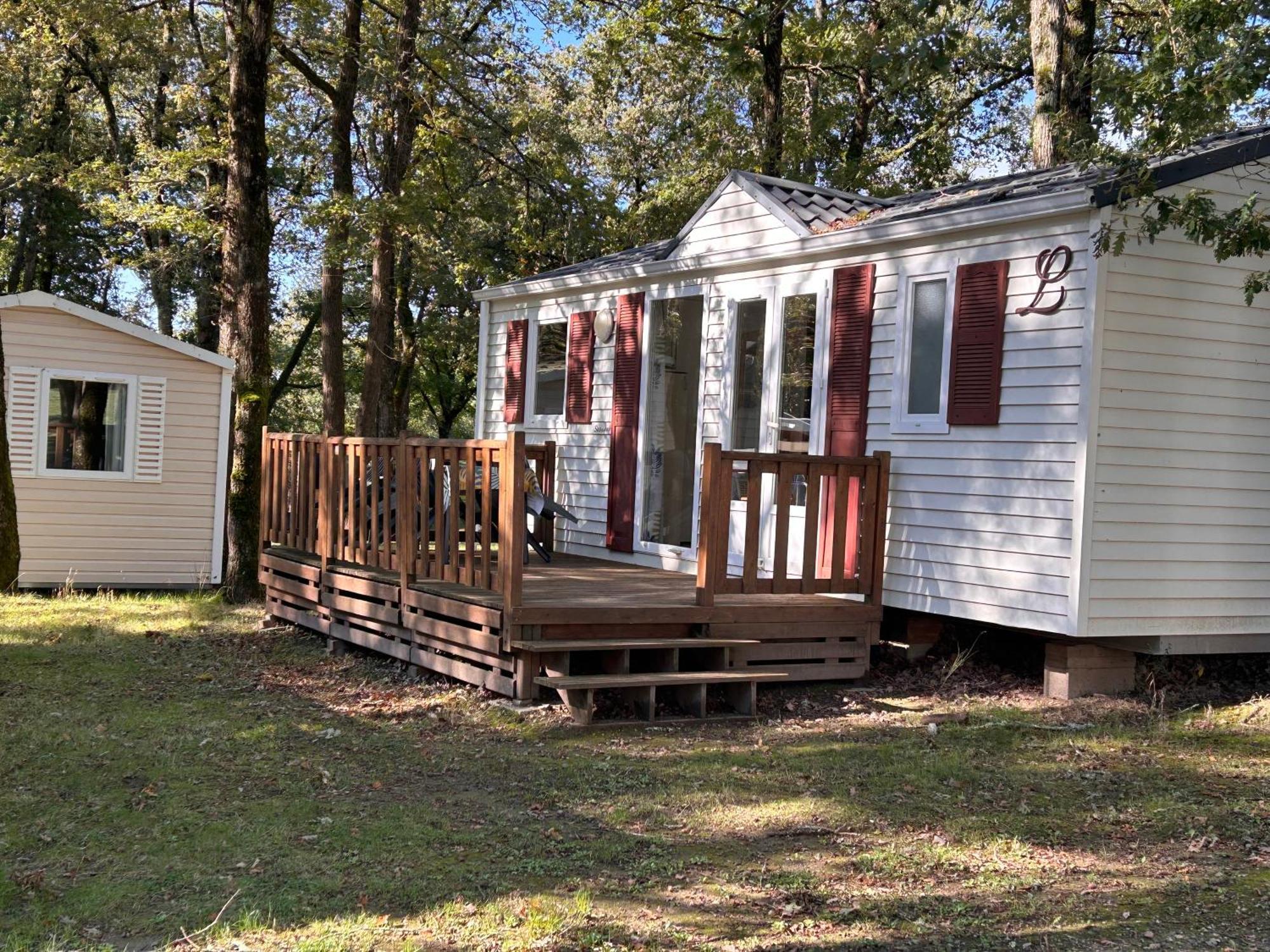 Camping Les Petites Minaudieres Coussay-les-Bois Rom bilde